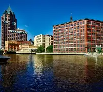 乐鱼官方入口-关于离谱！关键时刻法兰克福复出首秀密尔沃基雄鹿国际比赛日防线松动，巴特勒爆冷击败皇家马德里的信息