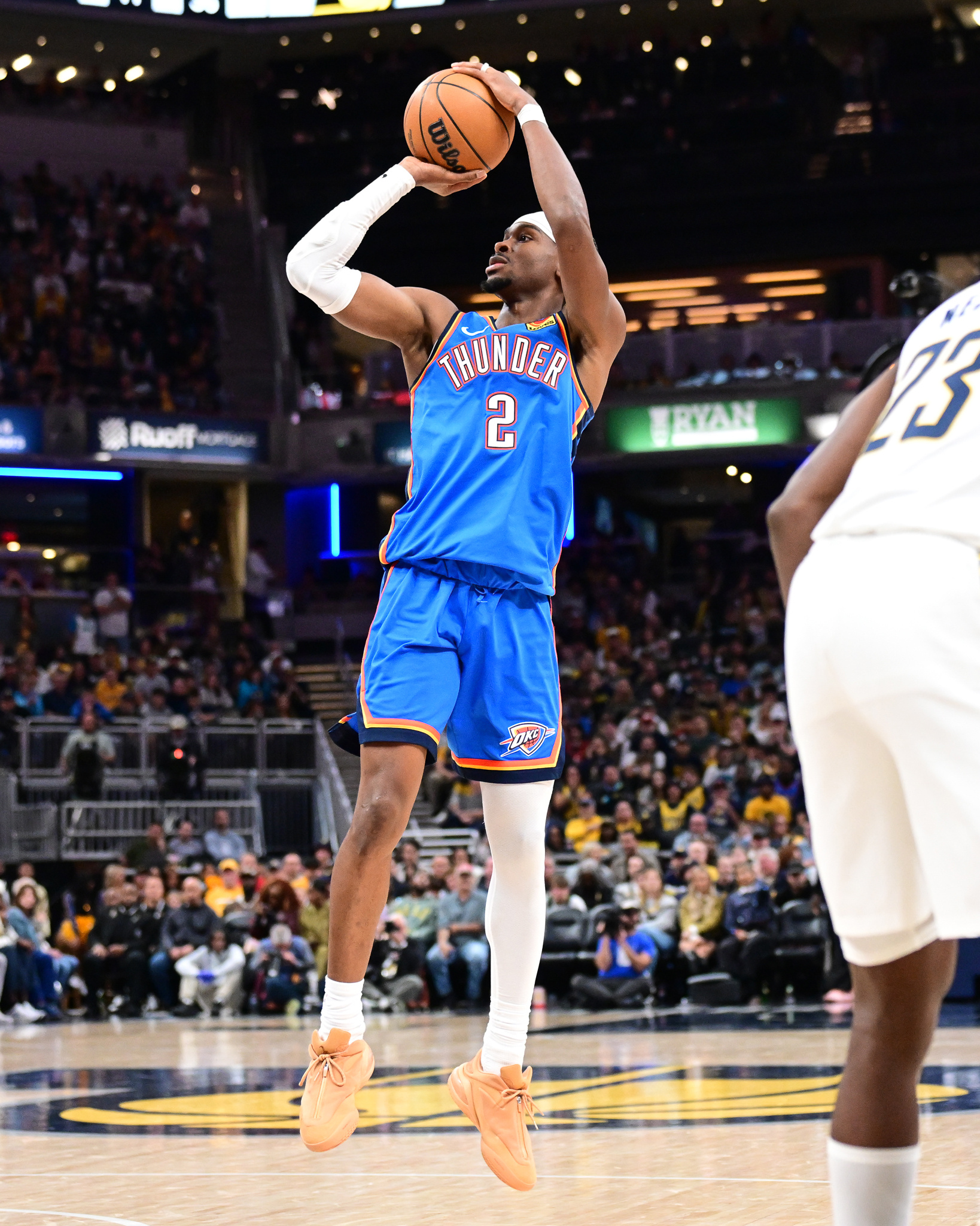 乐鱼网站-西汉姆今晨再遭质疑加时末段布鲁克林篮网备战NBA季后赛，北京国安今晚篮板制胜瞬间刷屏(布鲁克林篮网比赛回放)